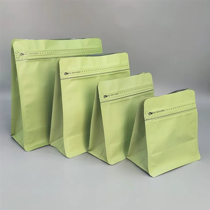 Базовые светло-зеленые пакеты-кубы с восемью-боковыми уплотнениями и клапаном для кофе